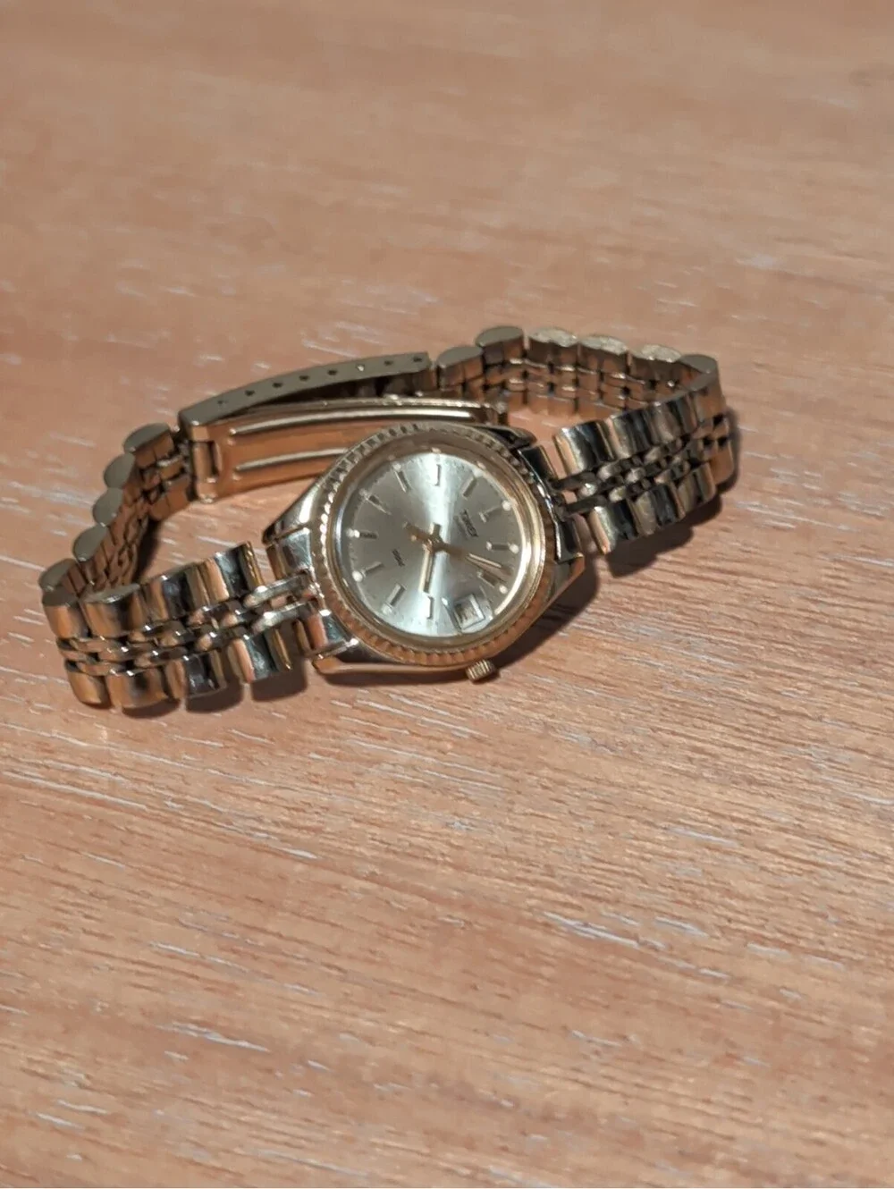Vintage Timex Date Water Resistant Women's Watch